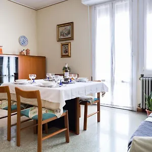 Appartamento A Pochi Passi Dal Centro E Dall'ospedale Di, Parma