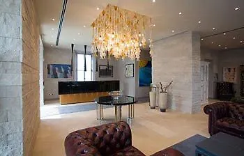 פארמה Century Hotel