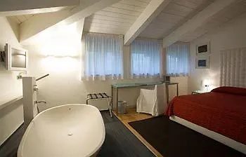 פארמה Century Hotel